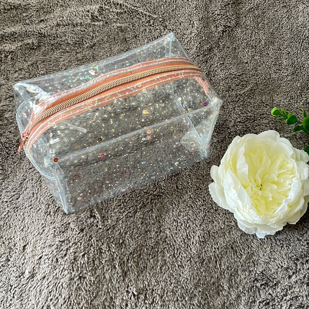 NWOT Old Navy 🍑 Clear Sequin Structured Makeup Bag